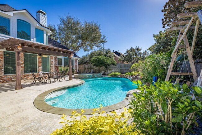 Photo - 5630 Ashford Ridge Ln