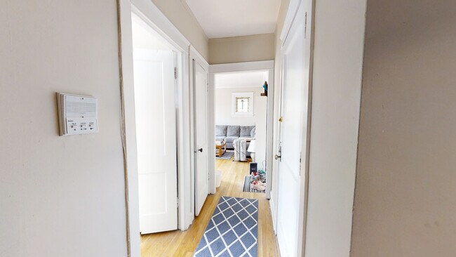 Photo - 409 Beloit-2M Unidad 2M