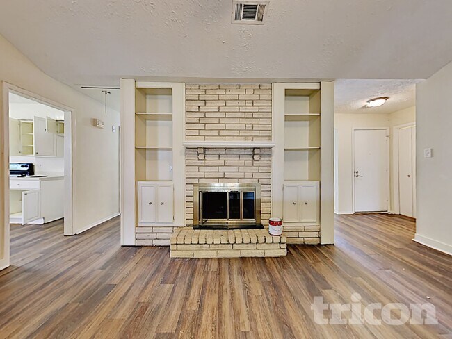 Photo - 7331 Millbrae Ln
