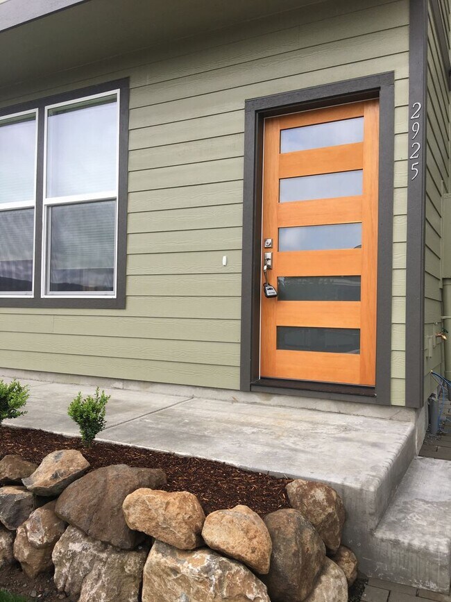 Brand New 3 Bedroom - Brand New 3 Bedroom House