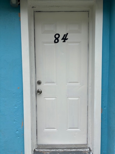 1064 N Tamiami Trl