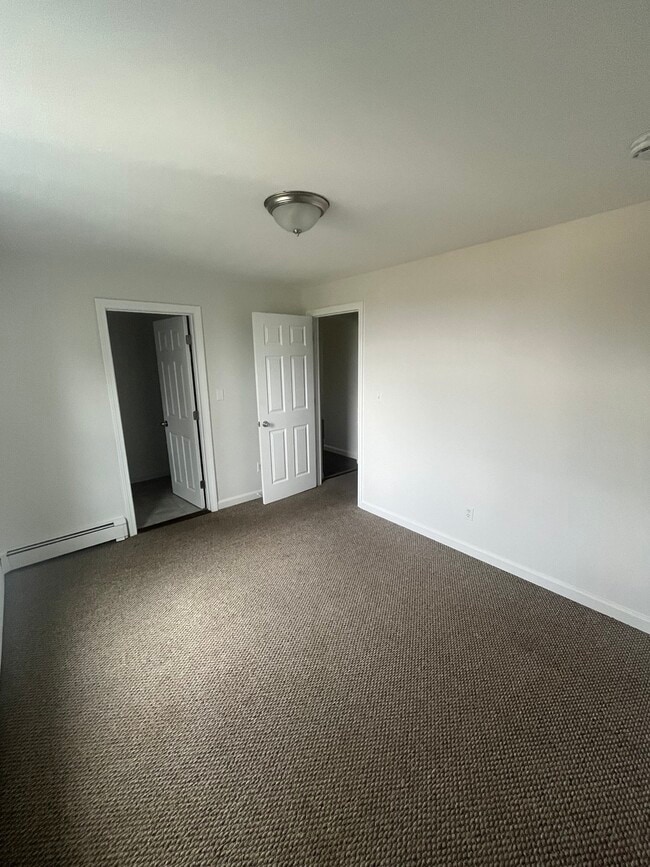 381 Reservoir Ave Unidad 1