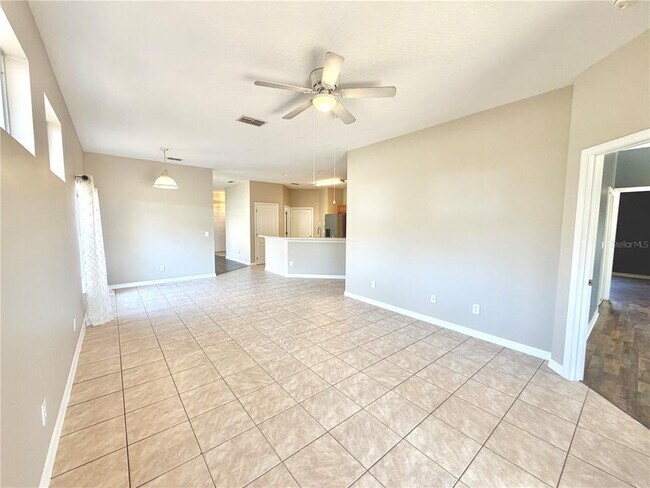 Photo - 1044 Longville Cir