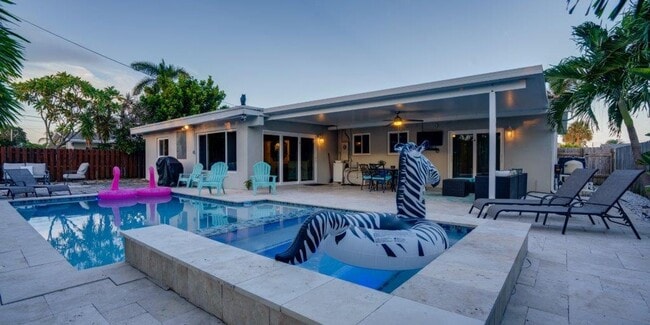 Photo - Step Into Sunshine: Modern Charm Meets Coa...