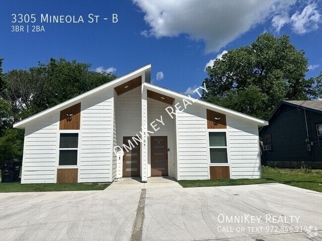 Building Photo - 3305 Mineola St Unit B Rental
