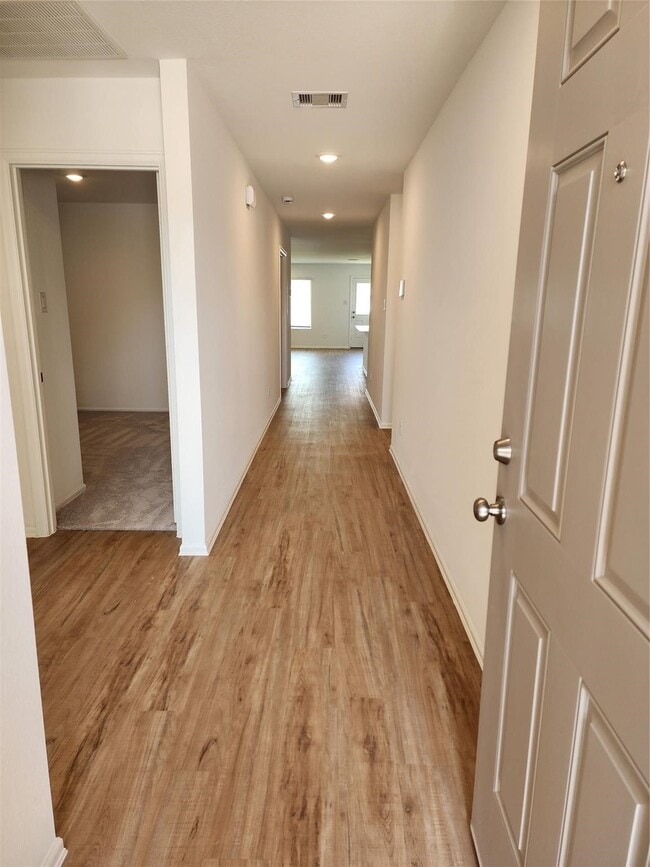Photo - 1511 Twilight Grn Dr