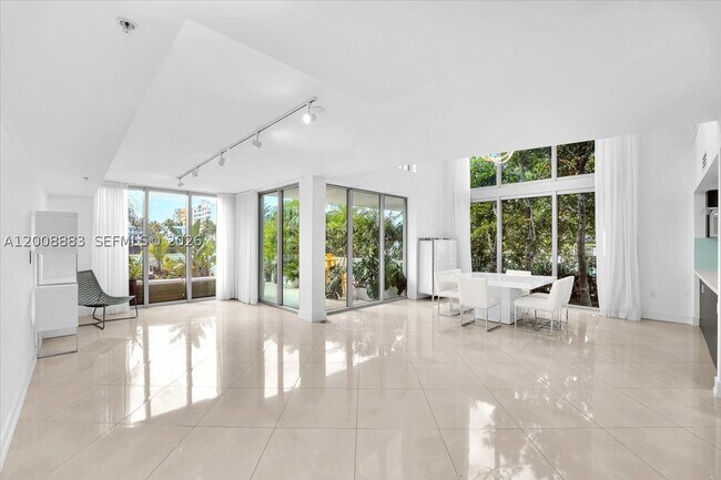 Photo - 7928 East Dr Unit 106