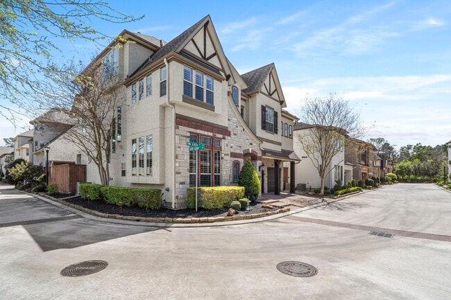 Photo - 622 Pink Azalea Trail