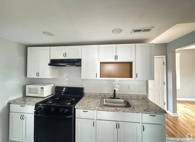 Building Photo - 48 Daisy St Unit 2 Rental