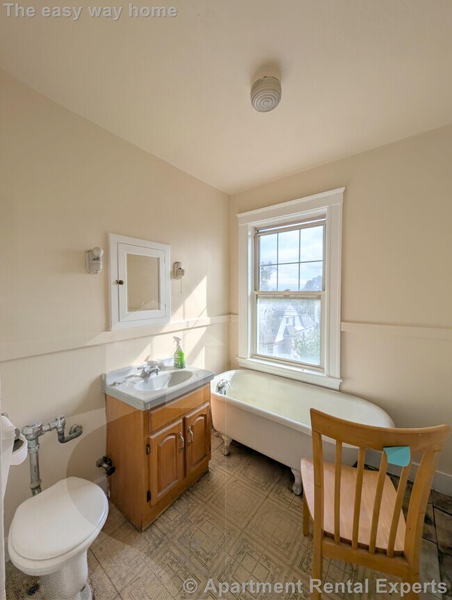 Photo - 155 Summer St Unidad #12AF