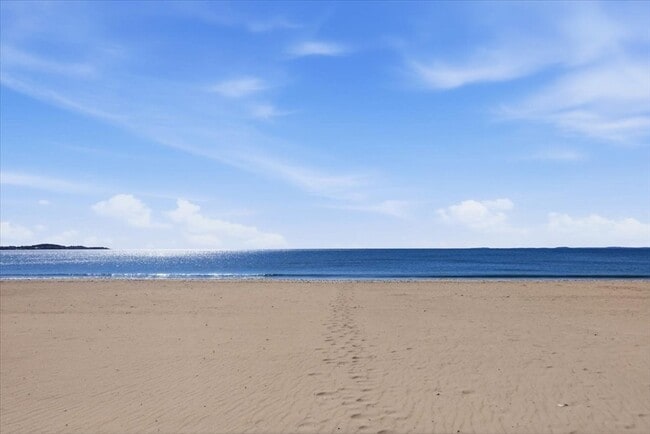 Building Photo - 350 Revere Beach Blvd Unit 6-6W