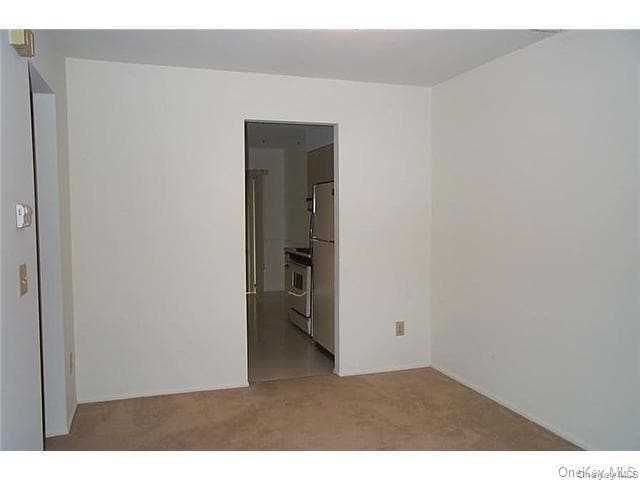 39 The Knolls