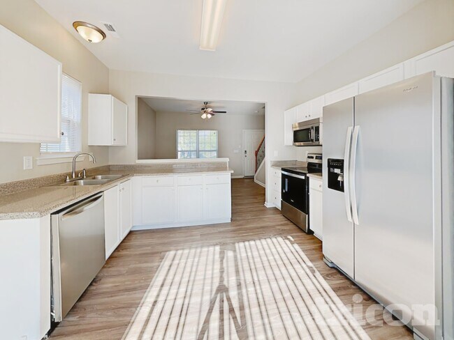 Photo - 1211 Joannas Ct