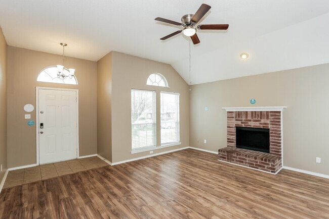1322 Riverview Ln