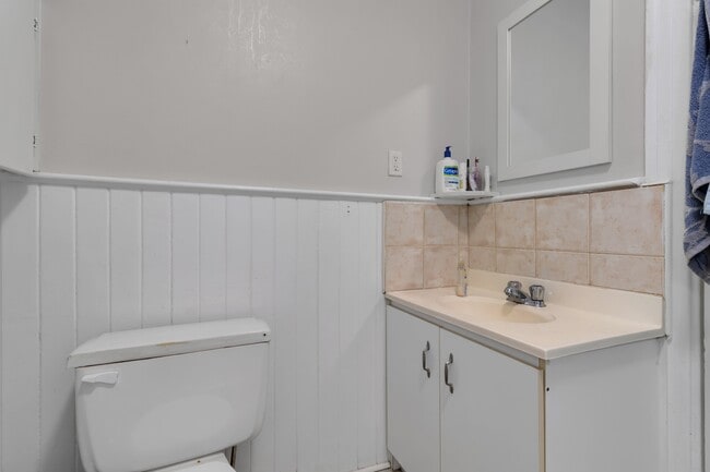 Photo - 75 Rideau St Unit 2