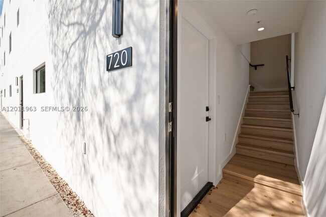 Photo - 720 NW 55th St