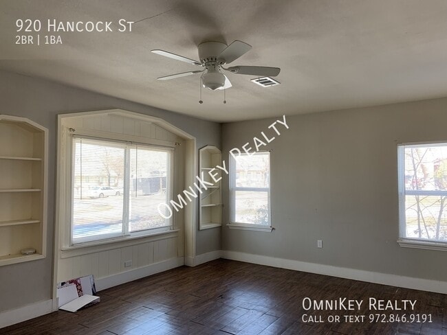 Photo - 920 Hancock St