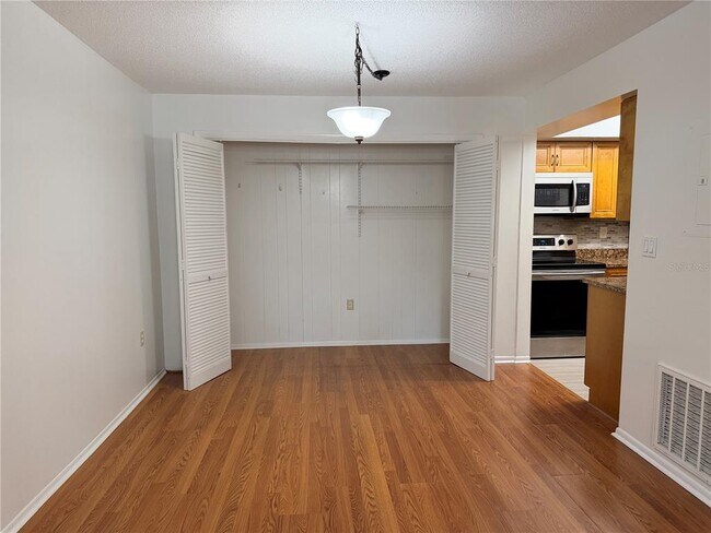 Photo - 540 Cascade Cir Unit 104