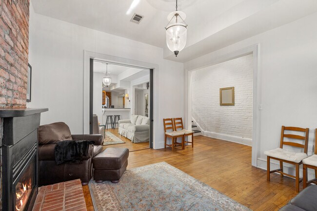 Photo - 1408 S St NW Unidad ID1047363P