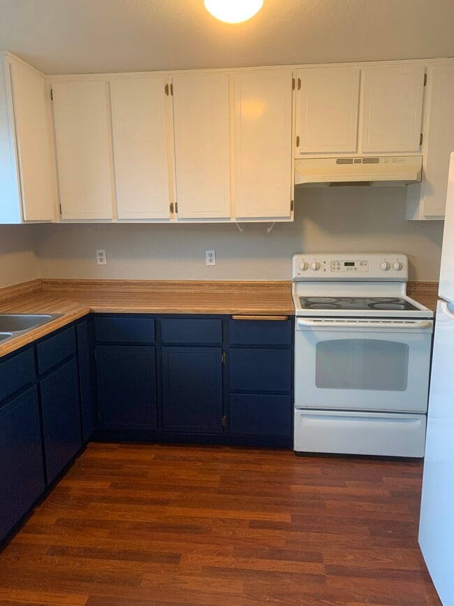 Building Photo - 3868 Imperial Way Unit 2 Rental