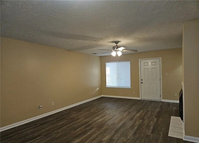 Photo - 3375 Galleria Dr Unidad 7