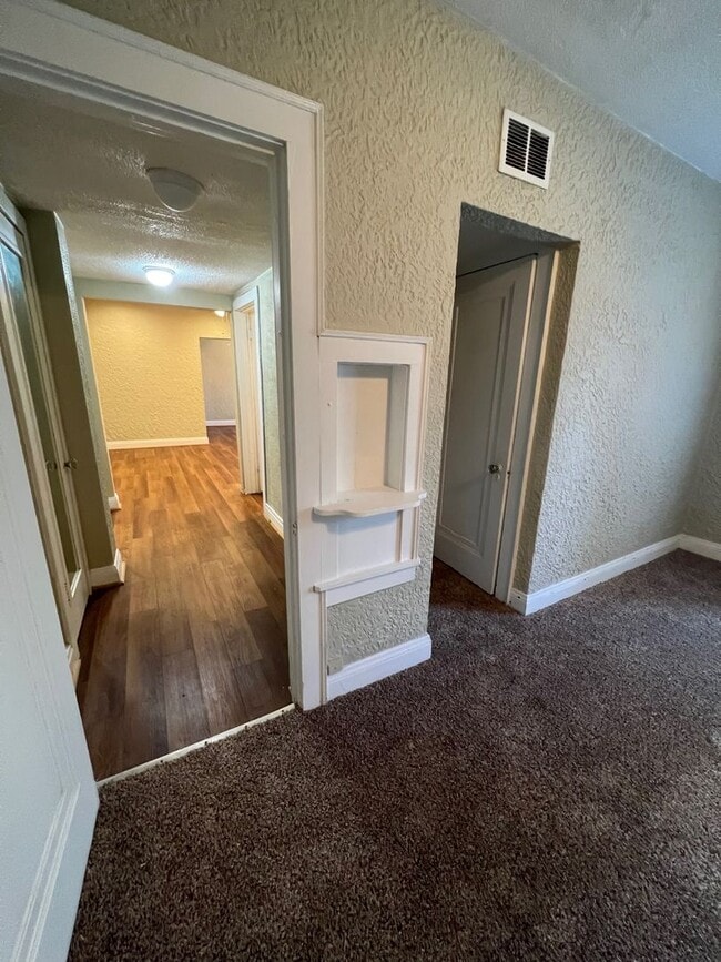 Parchment Manor Apartments