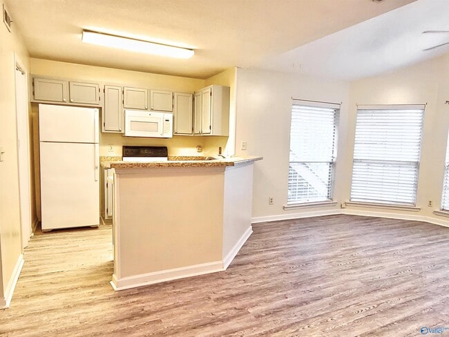 Photo - 219 Waters Edge Ln Unit 219