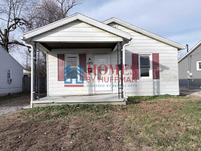 Building Photo - Two Bedroom House | Move In Ready