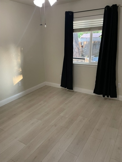 Photo - 954 Linden St