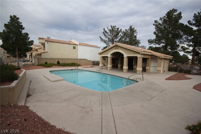 Photo - 3440 Middle View Dr
