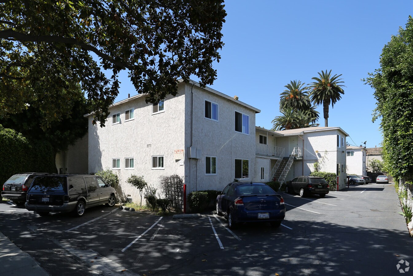 11901 - 11905 Venice blvd. - 11901-11905 Venice Blvd