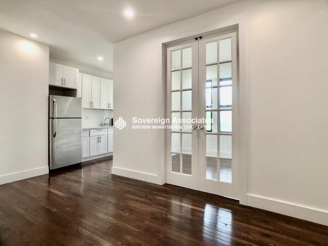 Photo - 518 W 204th St Apartamento Unidad 22