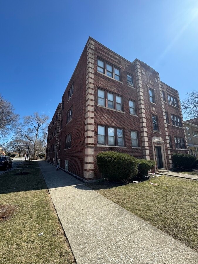 Photo - 243 E 108th St Apartment Unit 2