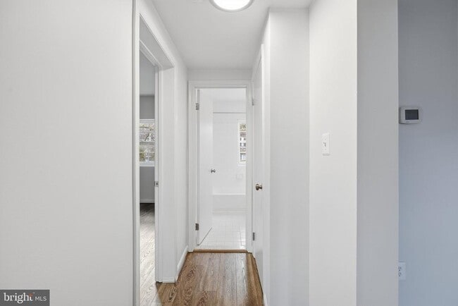 Photo - 1744 N Rhodes St Unit 310