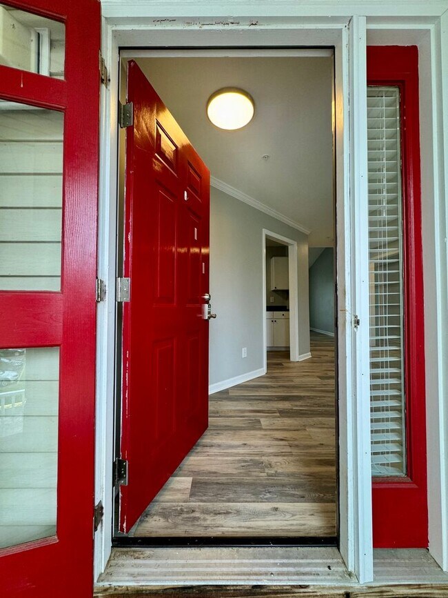 Photo - Kings Grant Condos