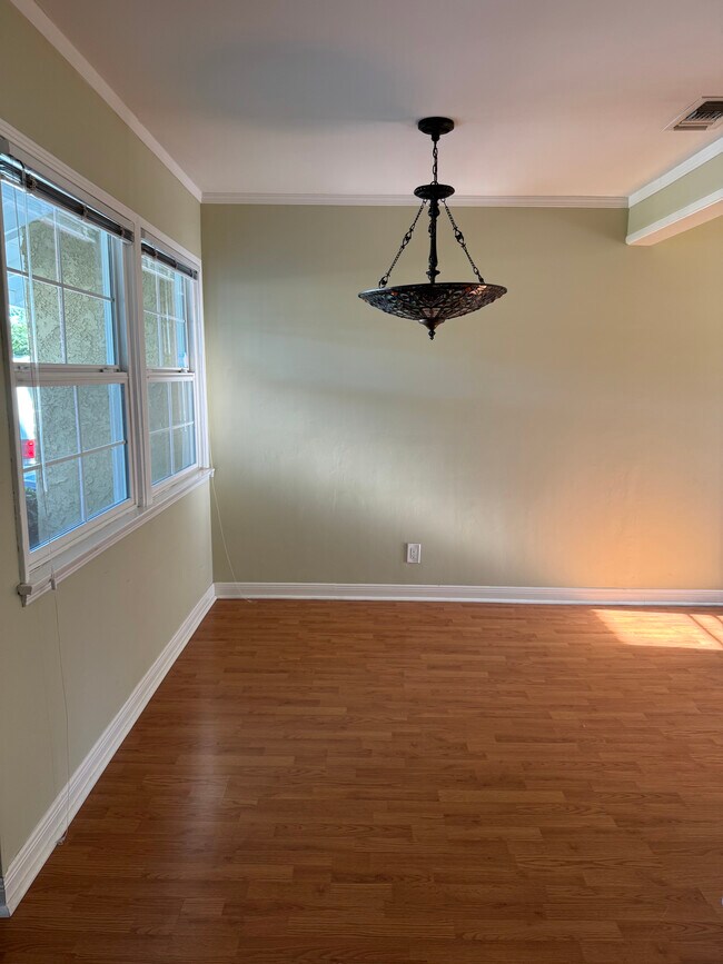 Photo - 7451 Wish Ave Casa