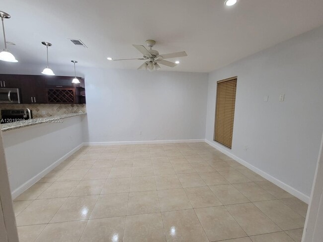 Photo - 5780 SW 61st St Unidad 5780