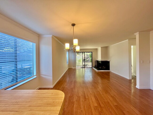 2Bed/2Bath Central Novato Location with Po... - 2Bed/2Bath Central Novato Location with Po... Rental