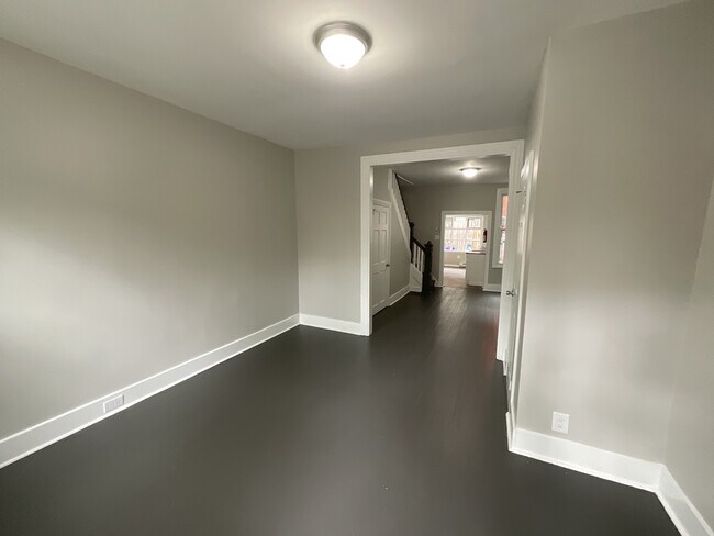Photo - 1005 Green St