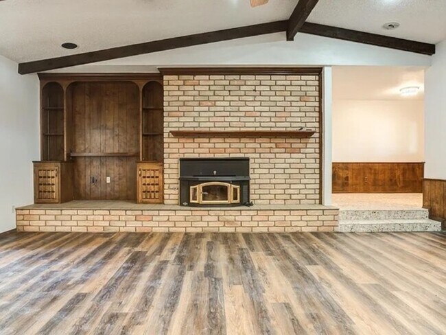 Photo - 4203 W 3rd St