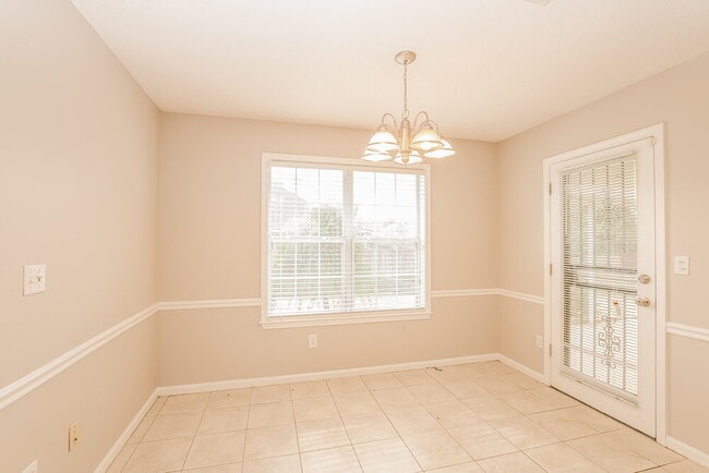 Photo - 4663 Shadow Field Ln