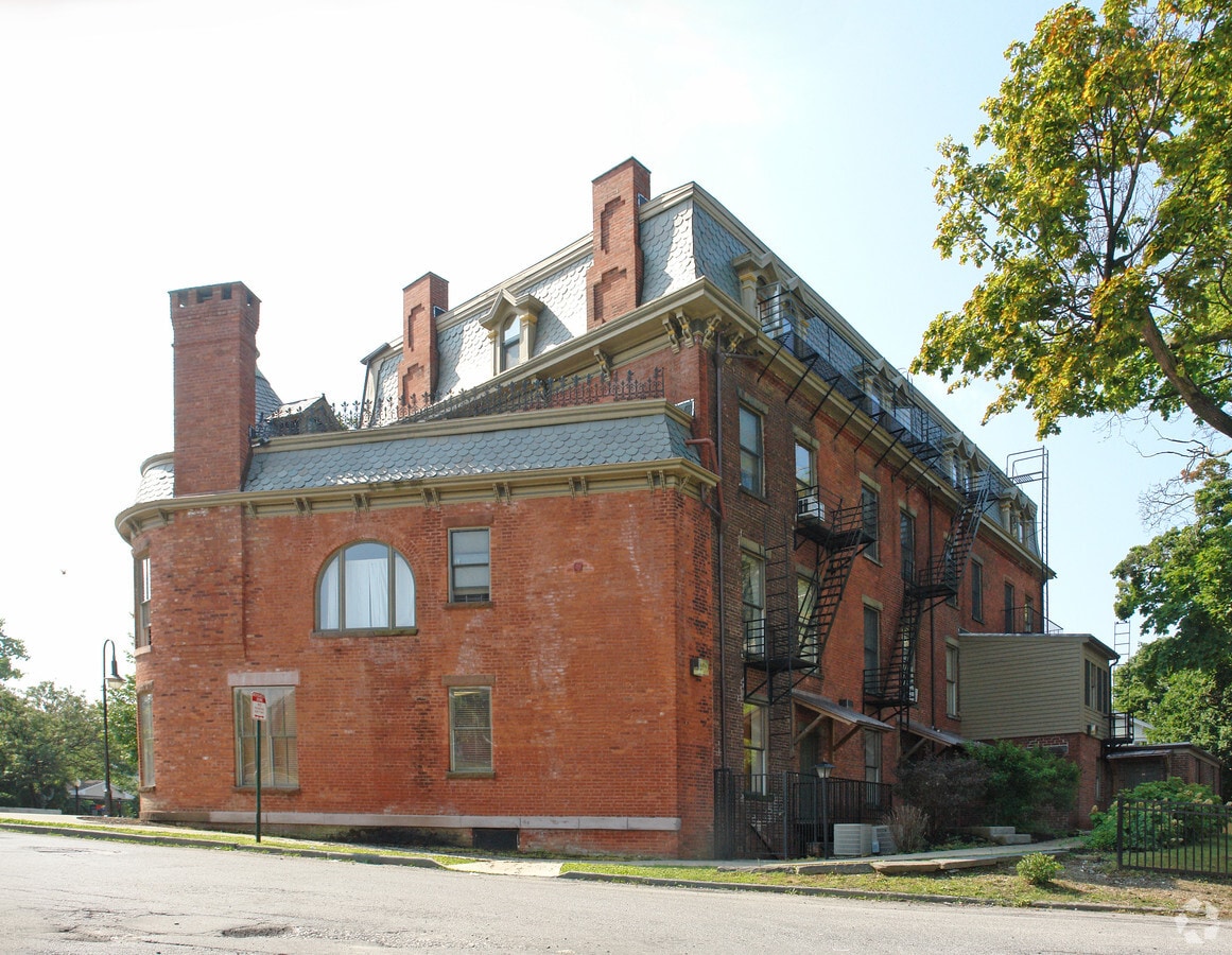 Photo - Harlow Apartments