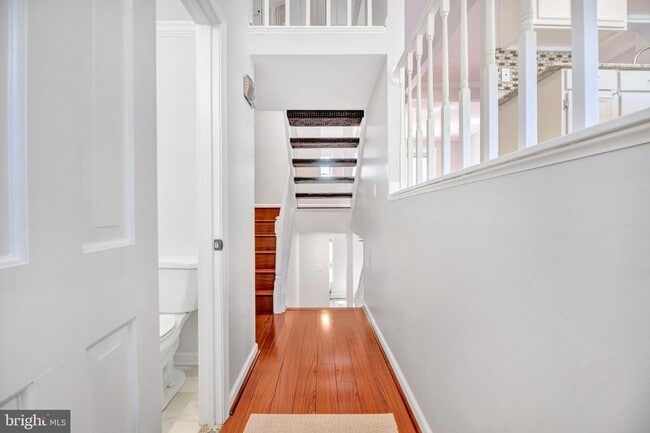 Photo - 7826 Mt Woodley Pl