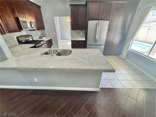 Photo - 216 Chiquis Ct