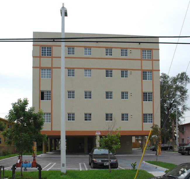 Photo - Flagler Apartments