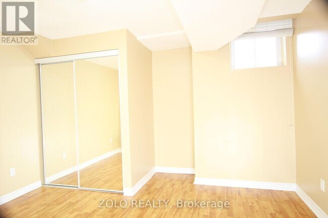 Photo - 75 West Park Ave