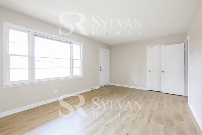 Photo - 413 Boling Rd