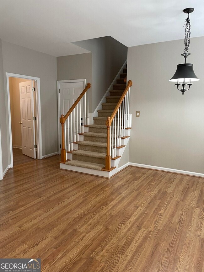 Photo - 96 High Pt N Dr