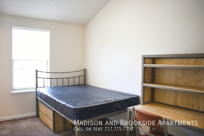 101 Brookside Ave Unit S