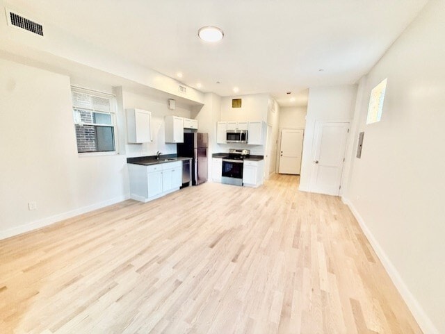 Building Photo - 204 Hanover St Unit 2R